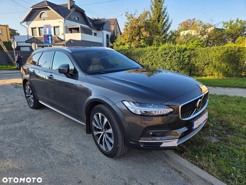 Volvo V90 Cross Country