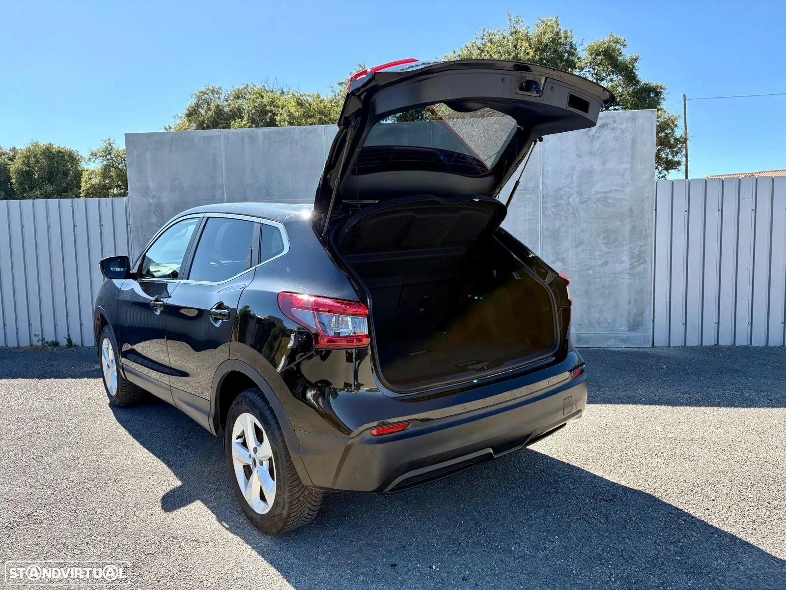 Nissan Qashqai 1.5 dCi N-Connecta Business - 20