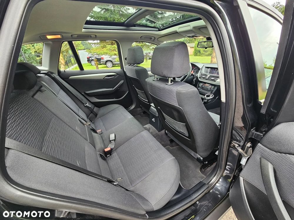 BMW X1 sDrive20d Sport Line - 14