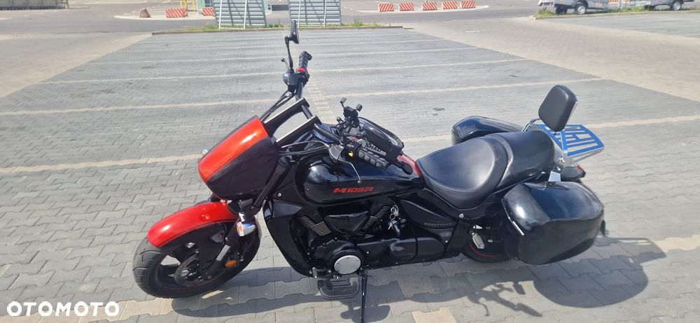 Suzuki Boulevard - 21