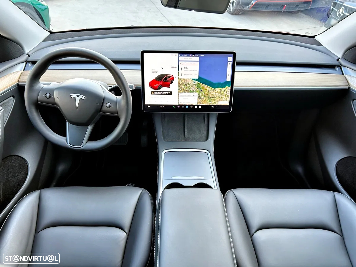 Tesla Model Y Long Range Dual Motor AWD - 9