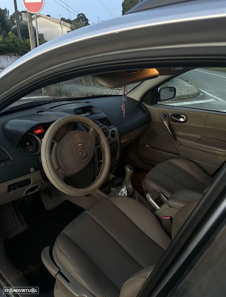 Renault Mégane - 9