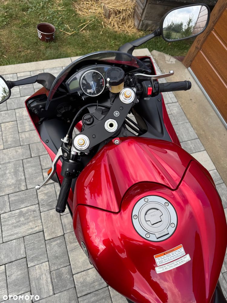 Yamaha R6 - 5