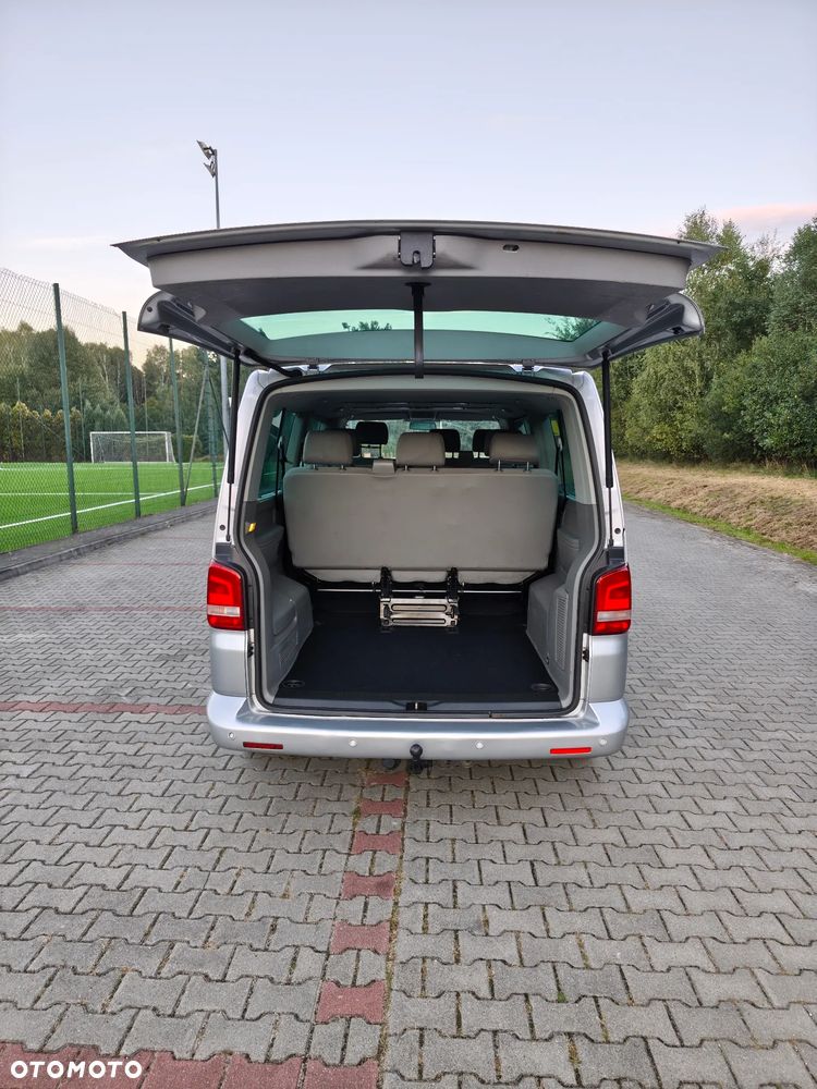 Volkswagen Caravelle - 23