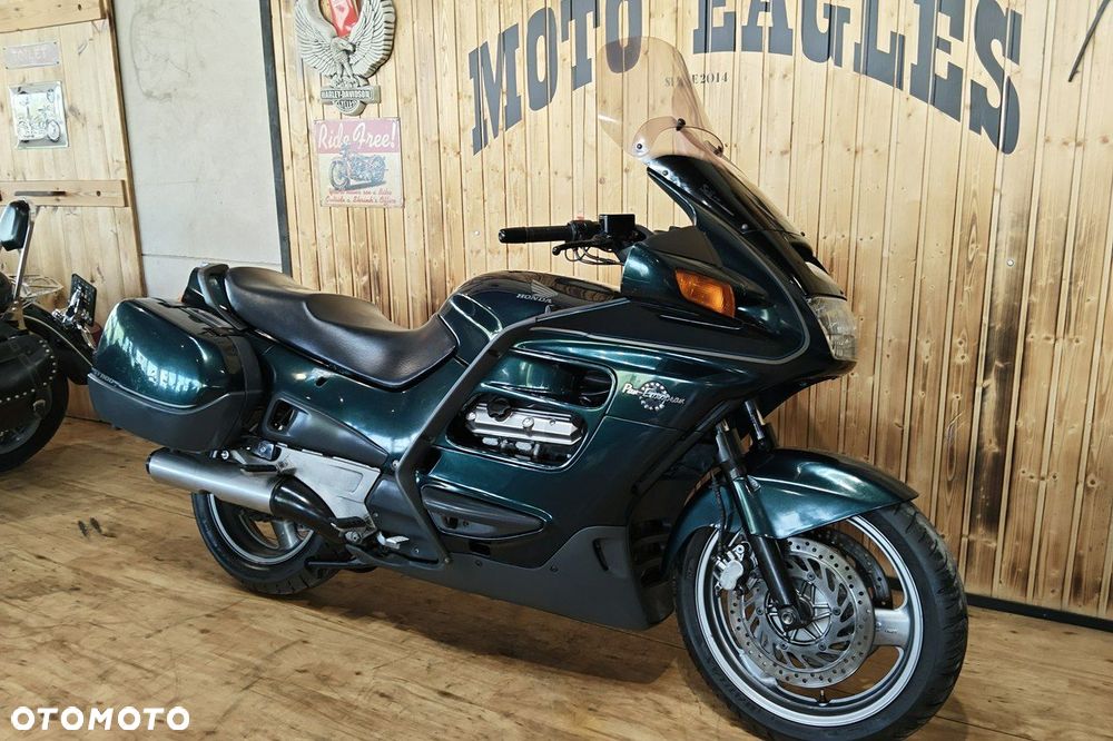 Honda ST - 9