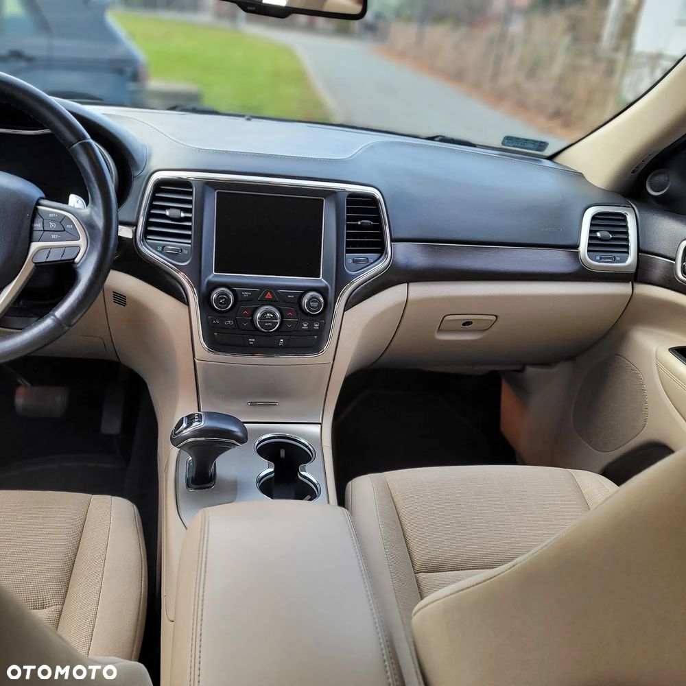 Jeep Grand Cherokee 3.7 4x2 Laredo - 11