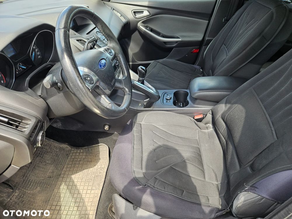 Ford Focus 1.6 Trend - 10