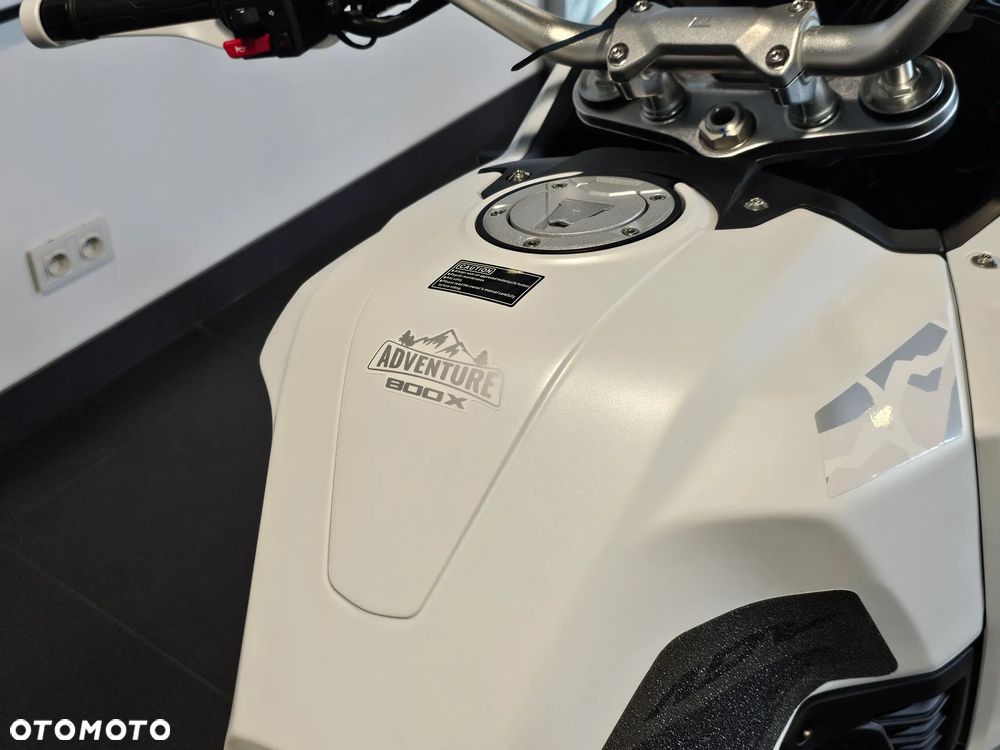 KOVE 800X Touring - 10