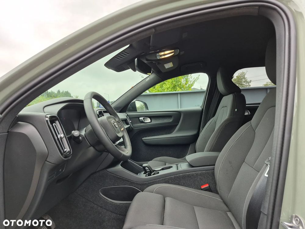 Volvo XC 40 Recharge 82 kWh Single M Extended Range RWD Core - 19