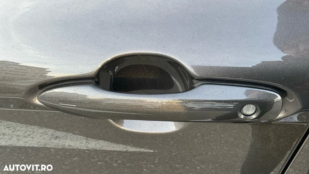 Toyota Camry 2.5 Hybrid Exclusive - 13