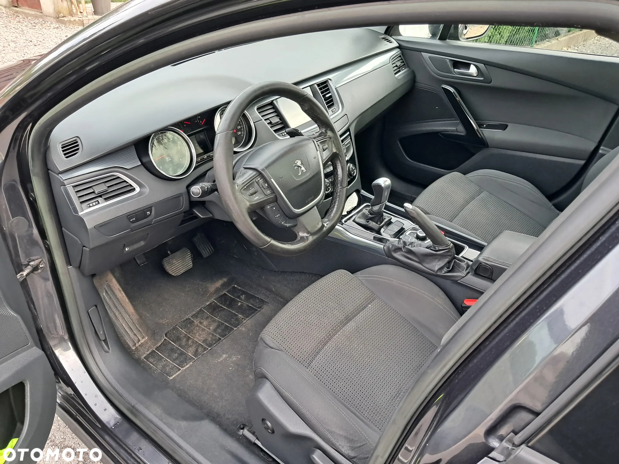 Peugeot 508 1.6 e-HDi Active S&S - 10