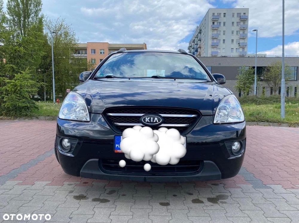 Kia Carens - 3