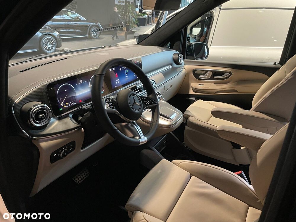 Mercedes-Benz Klasa V - 7