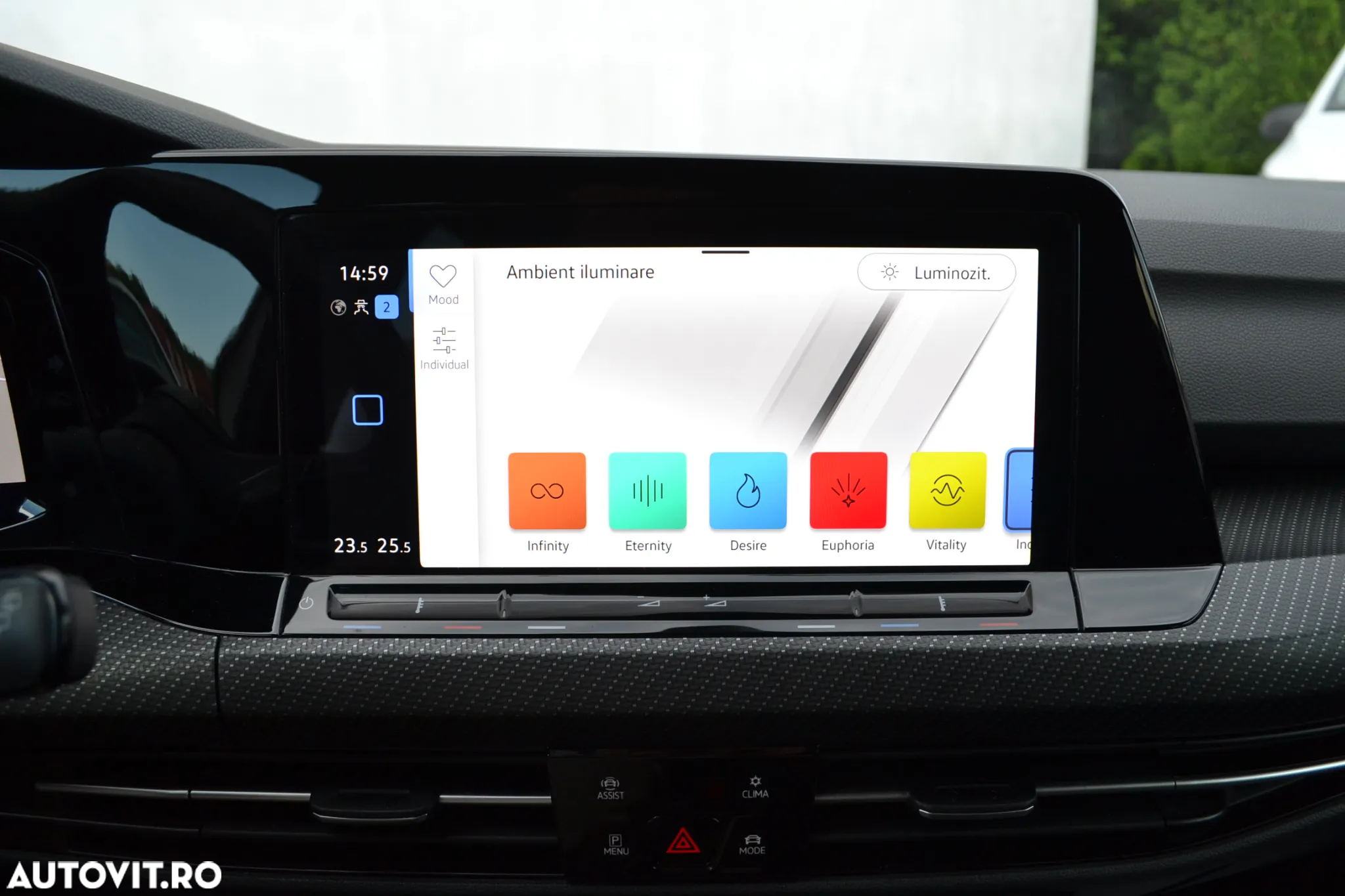 Volkswagen Golf Variant 2.0 TDI 150CP DSG R-Line - 22