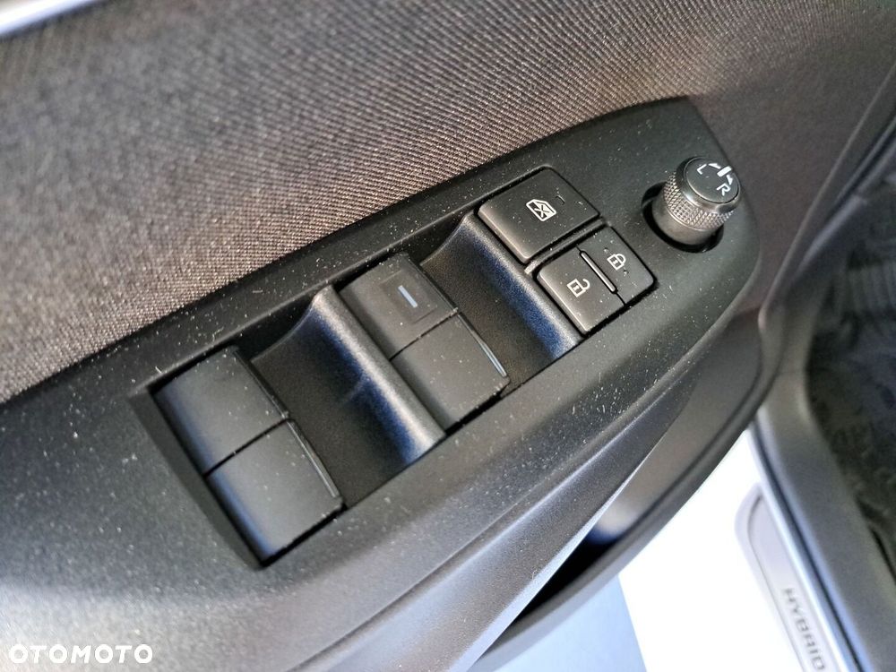 Toyota Yaris - 33