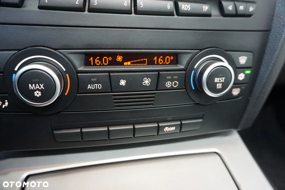 BMW Seria 3 320d DPF - 32