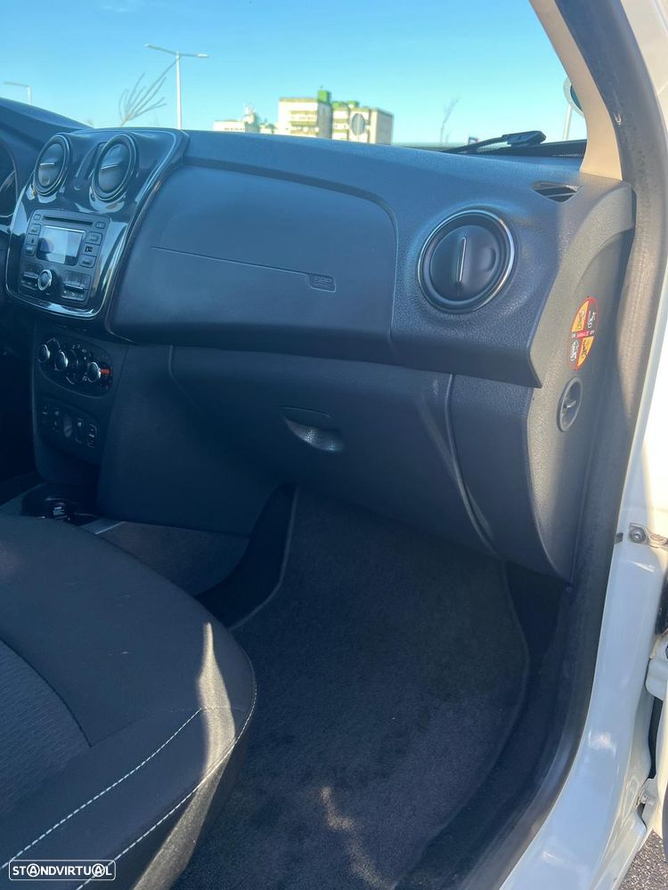 Dacia Logan 0.9 TCe Confort - 13