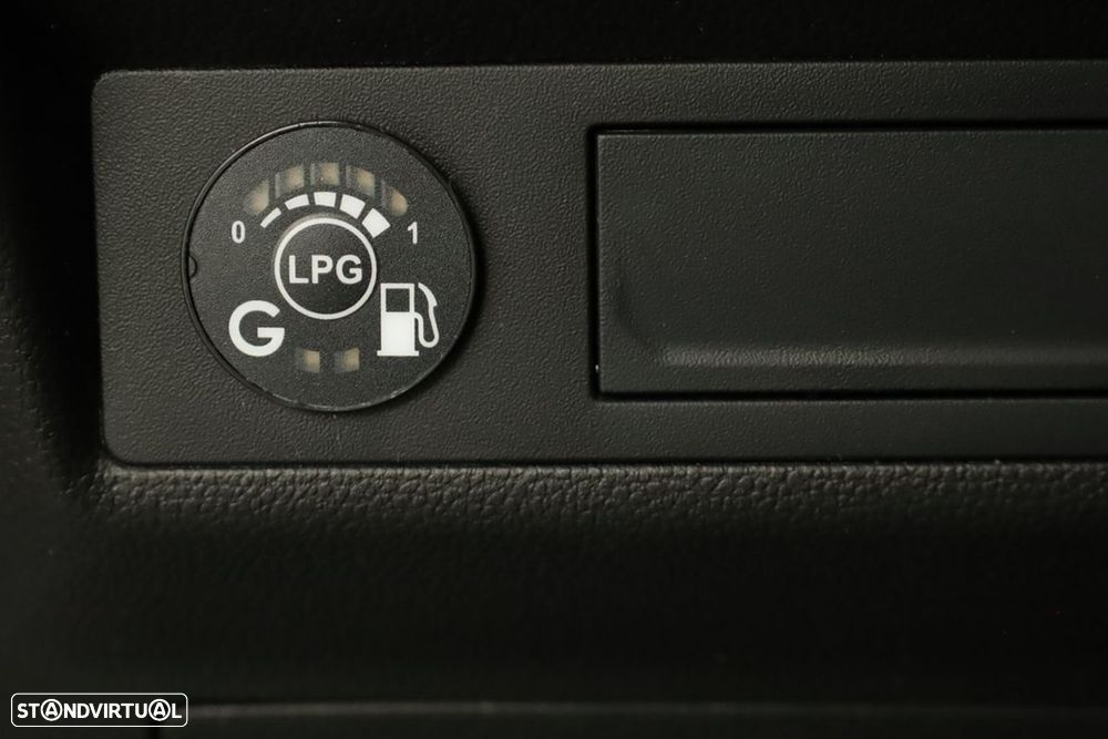 Renault Captur 1.0 TCe Techno Bi-Fuel - 21