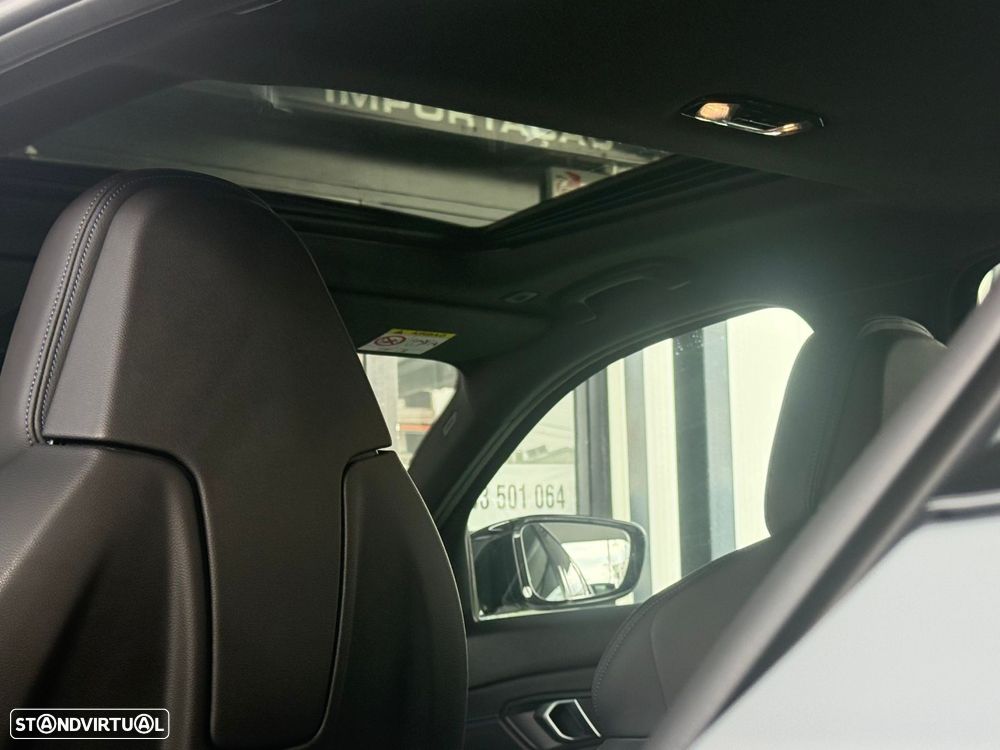 BMW 330 e Pack Desportivo M Auto - 48