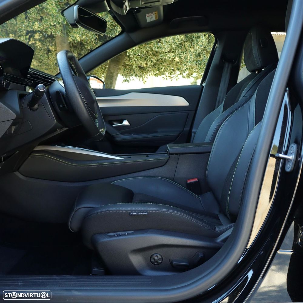 Peugeot 408 1.2 PureTech GT EAT8 - 14