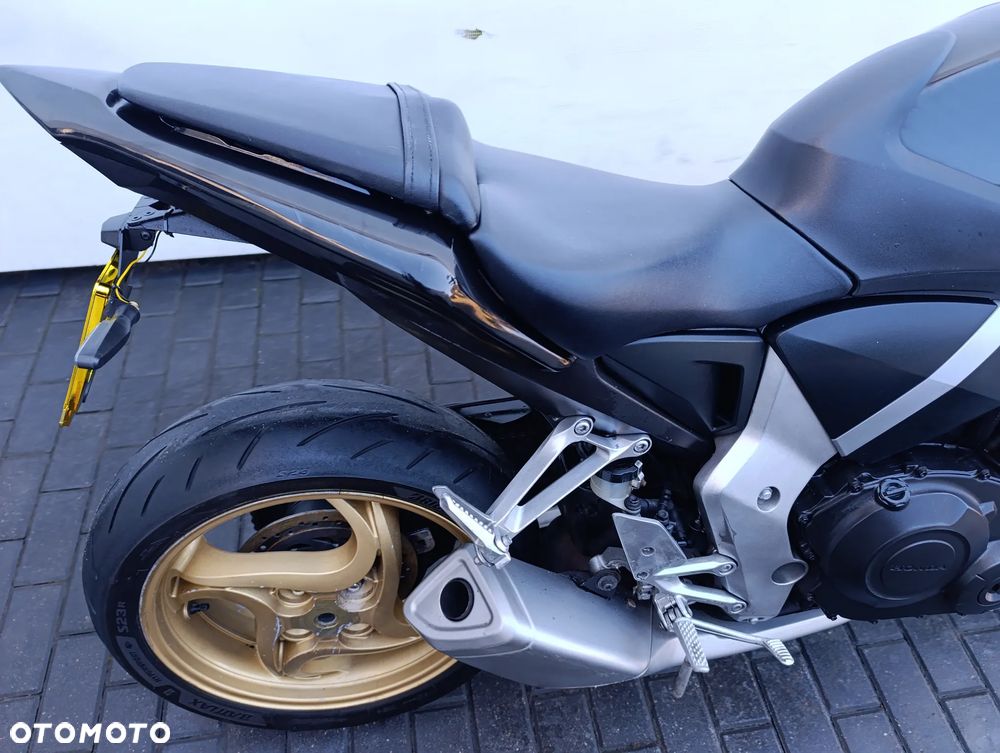 Honda CB - 21