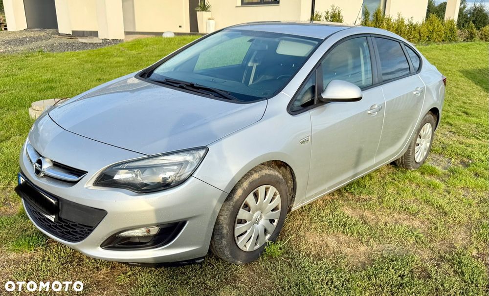 Opel Astra 1.4 T Sport - 1