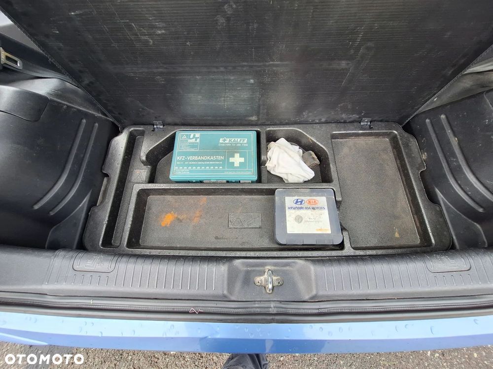 Kia Picanto 1.1 - 16