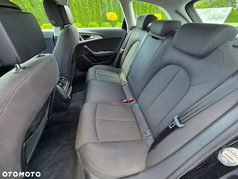 Audi A6 Avant 3.0 TDI quattro S tronic - 10