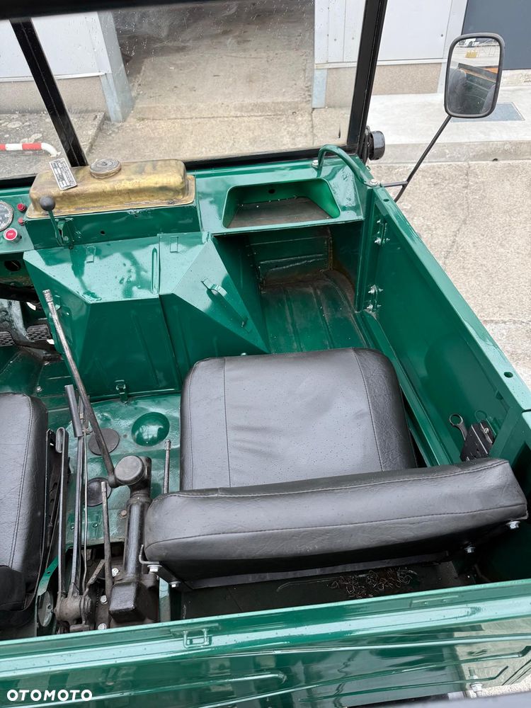 Mercedes-Benz Unimog U411 Cabrio - 9