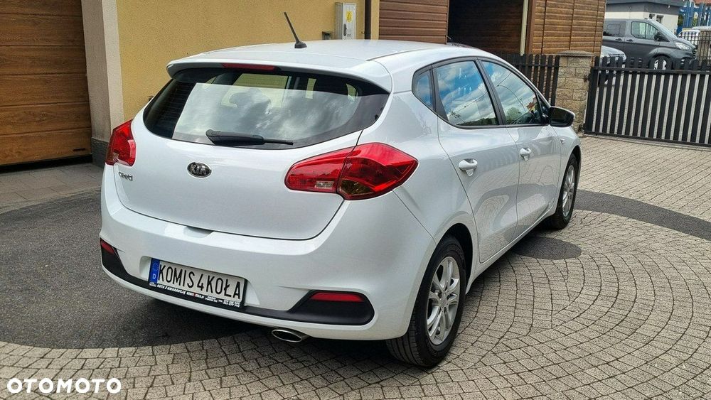 Kia Ceed - 6