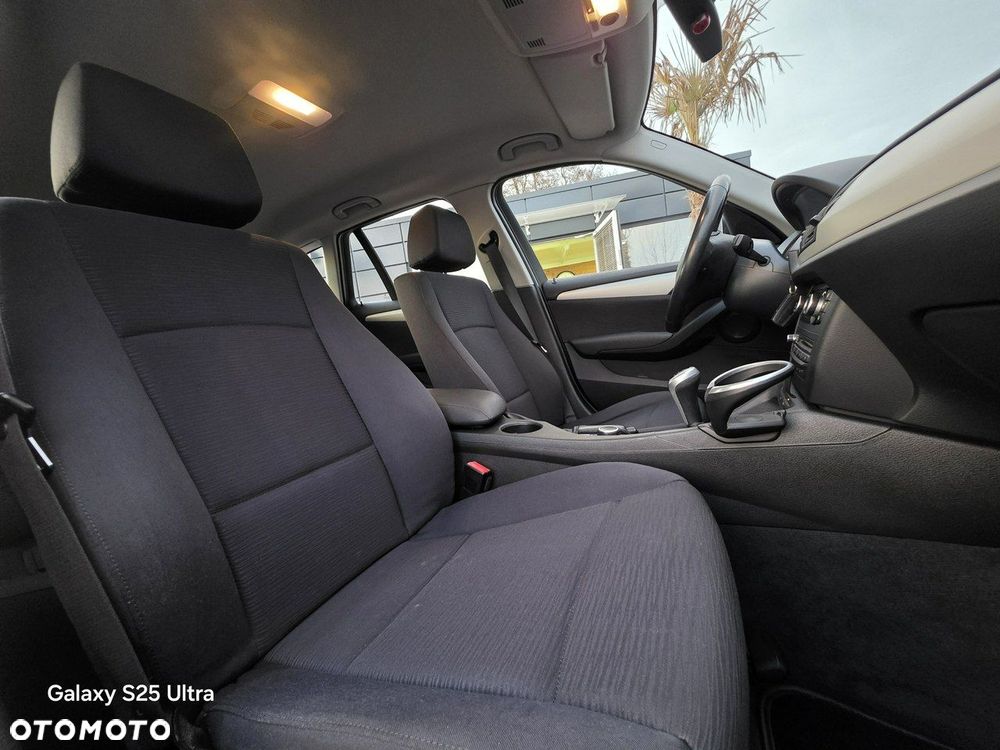 BMW X1 sDrive18d - 32