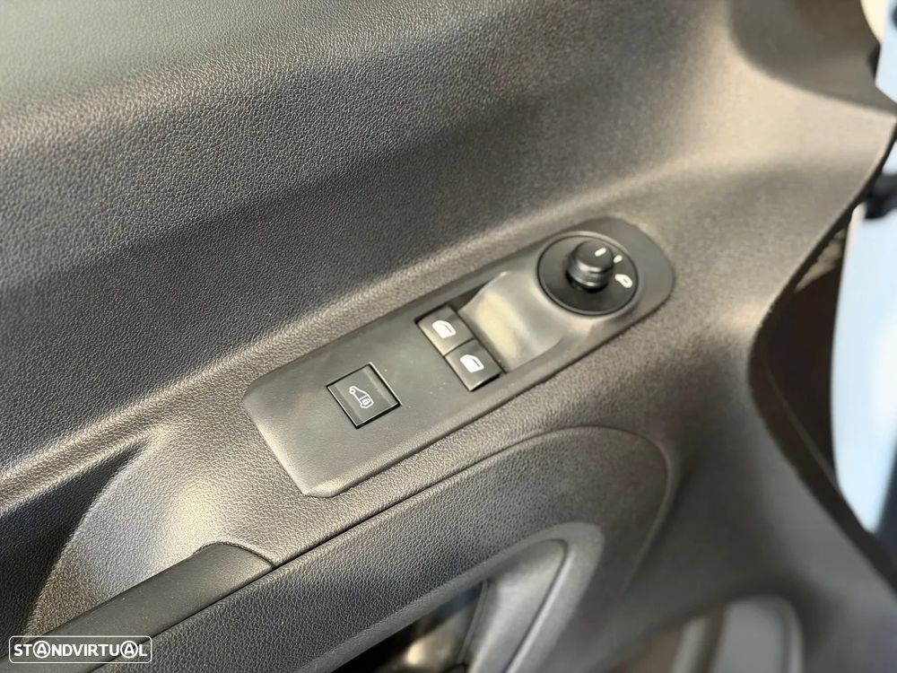 Opel Combo 1.5 CDTi 100HP 3L - 20