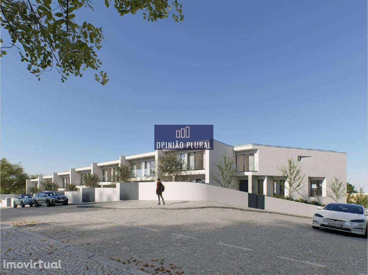 Moradia T3 Moderna de 3 Frentes com Jardim e Excelente Exposição Solar - Grande imagem: 5/16