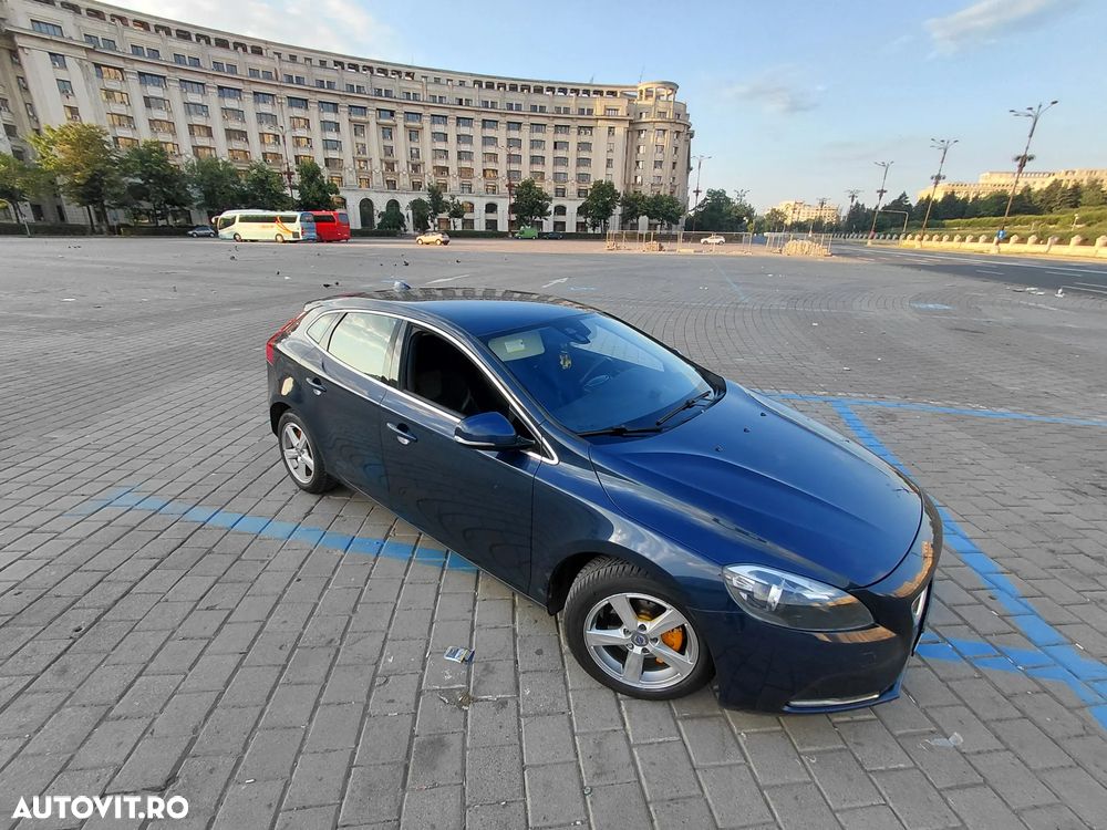 Volvo V40 D2 - 1