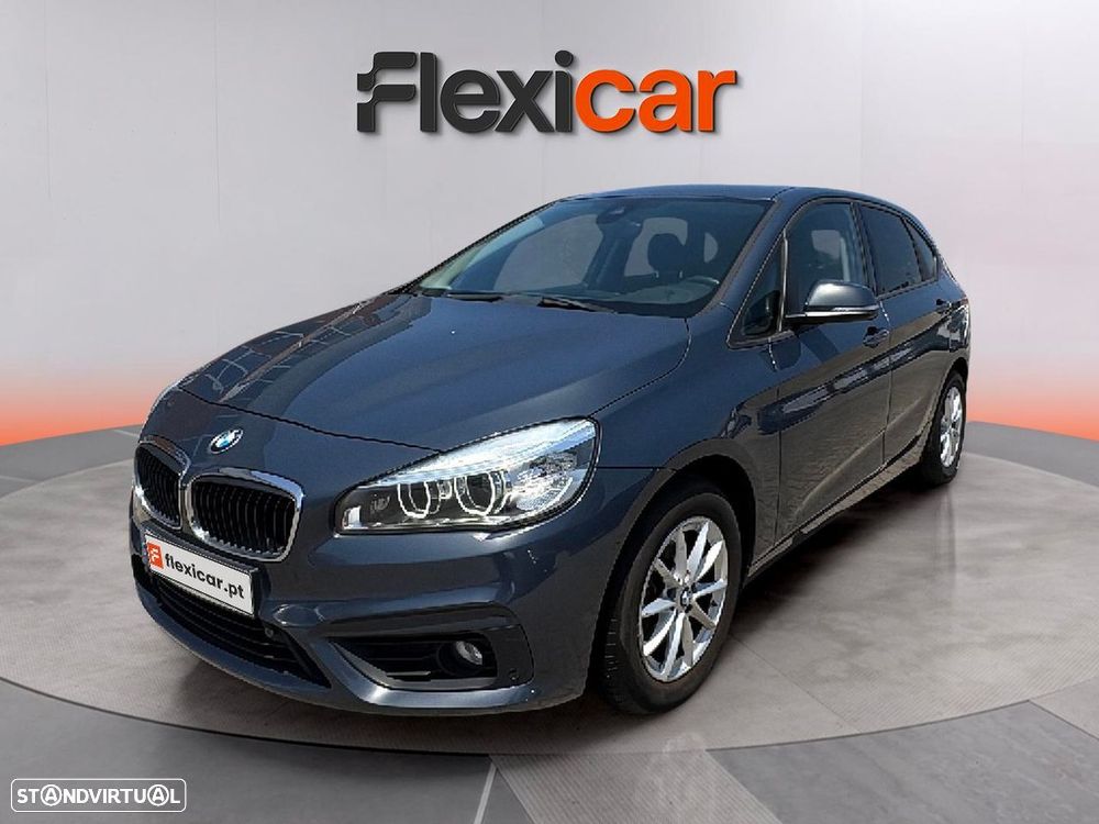 BMW 218 — fotografia 3