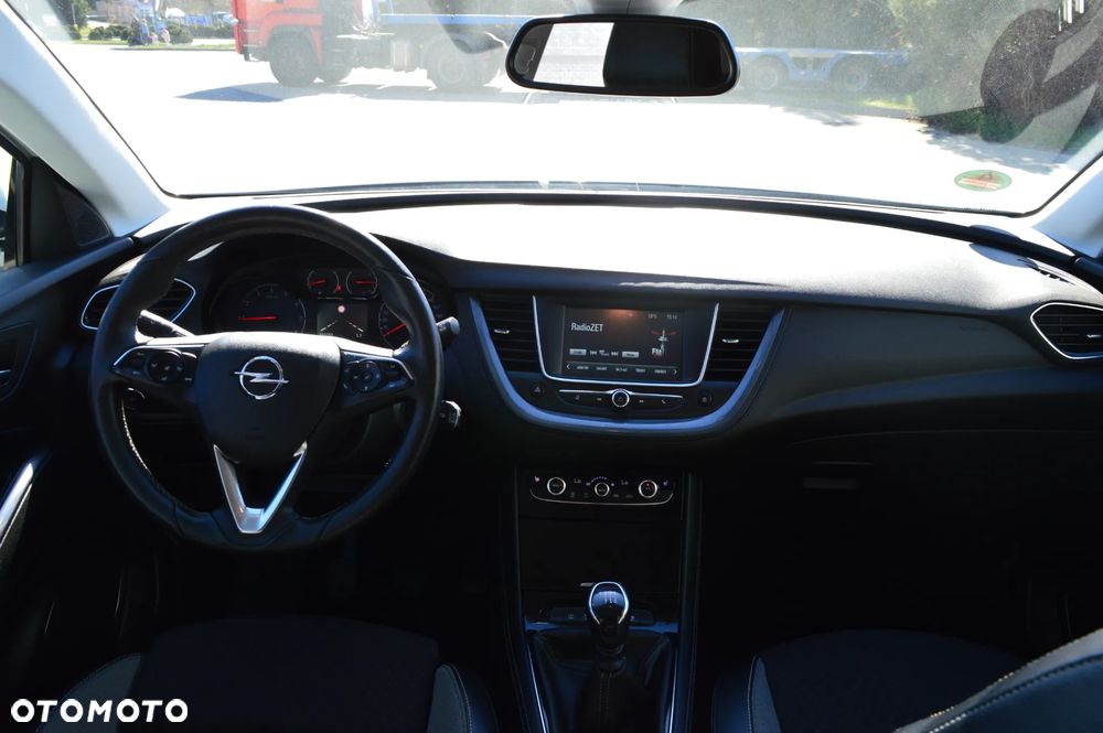 Opel Grandland X 1.2 T GPF Edition S&S - 17
