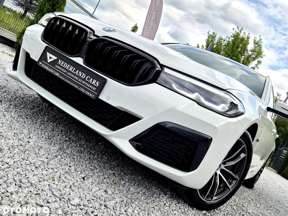 BMW Seria 5 530e xDrive M Sport sport - 34