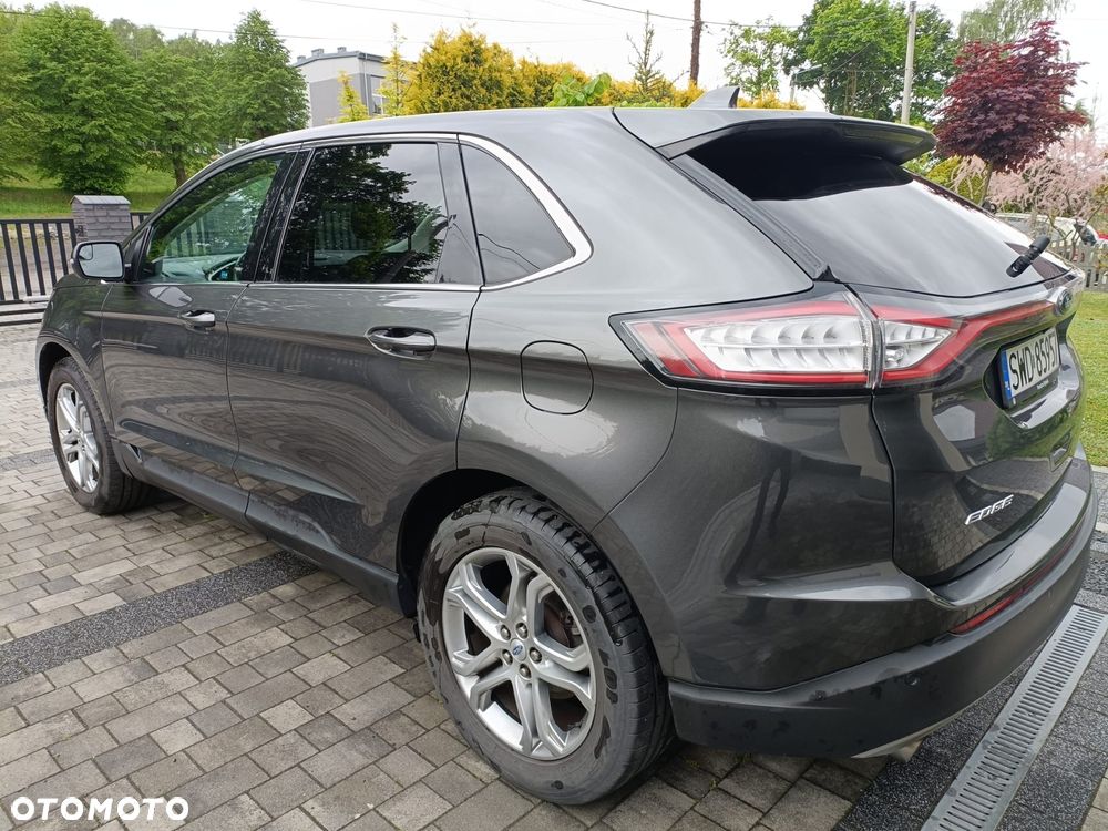 Ford Edge - 5
