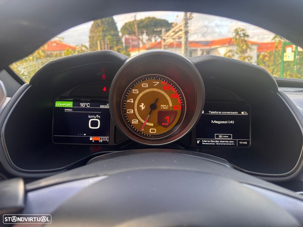 Ferrari Portofino 3.9 Twin-Turbo V8 - 9