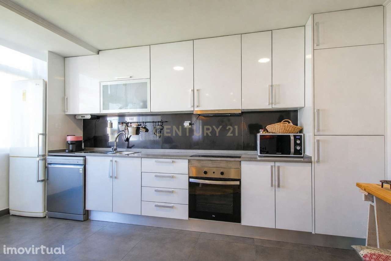 Apartamento T2 no Feijo totalmente remodelado - Grande imagem: 3/27