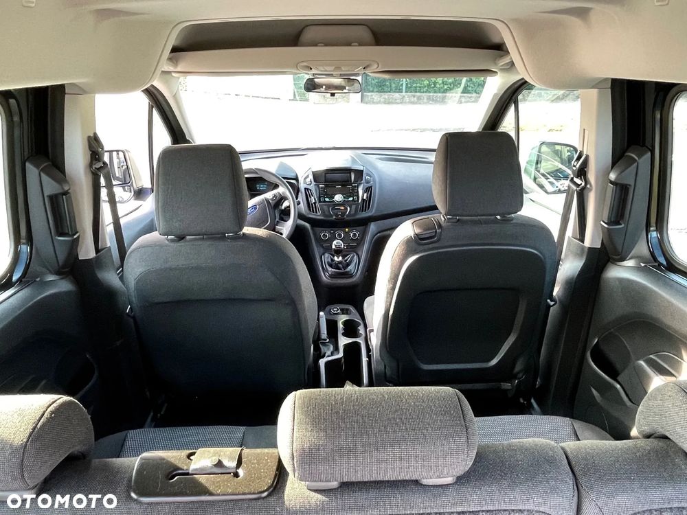 Ford Tourneo Connect - 25