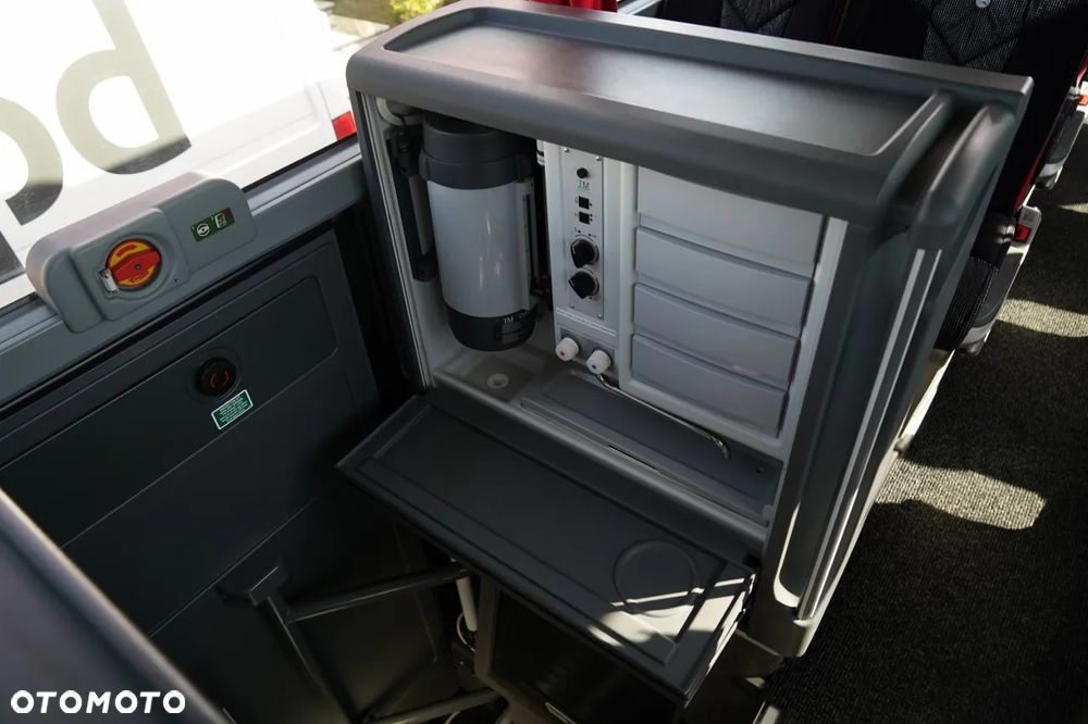 Mercedes-Benz TRAVEGO 16 RHD-M /  EURO6 / SPROWADZONY  / - 36