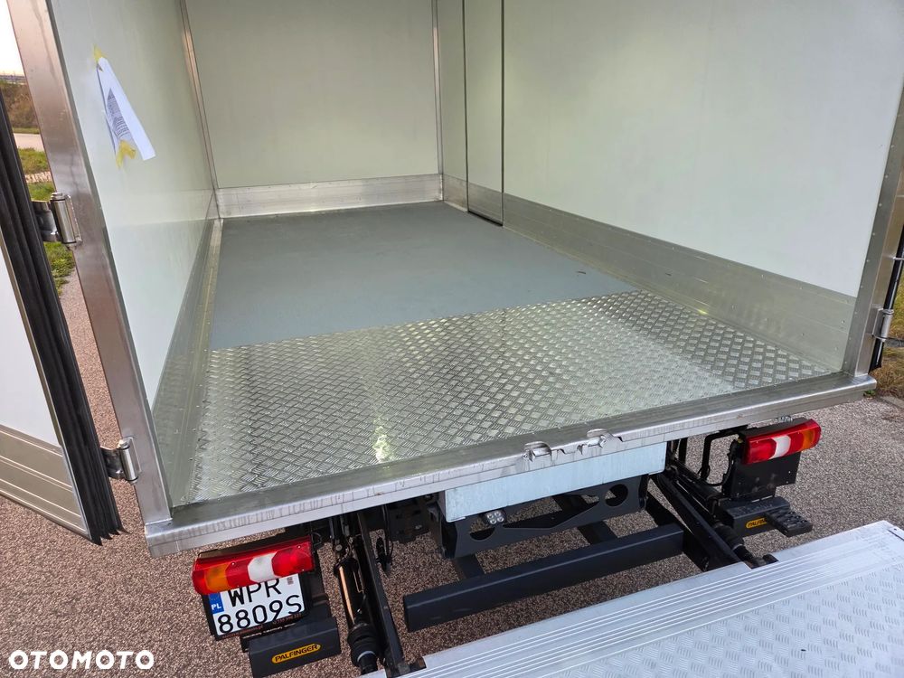 Mercedes-Benz Atego 818 - 36