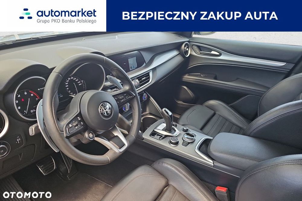 Alfa Romeo Stelvio 2.0 Turbo Sprint Q4 - 12