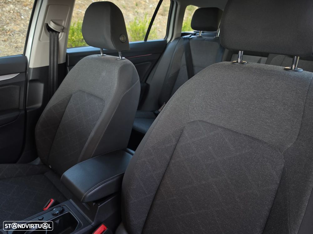 VW Golf Variant 2.0 TDi Urban - 6
