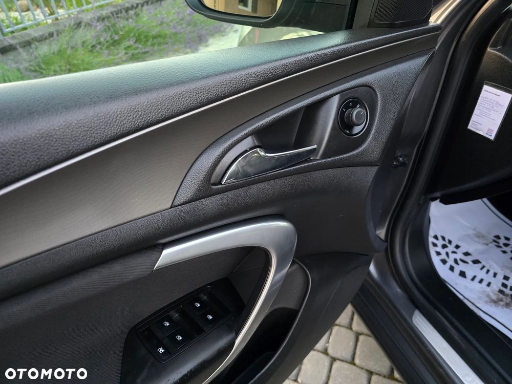 Opel Insignia 1.8 Cosmo - 25