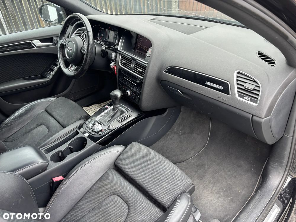Audi A4 Avant 2.0 TDI DPF clean diesel quattro S tronic S line Sportpaket - 19