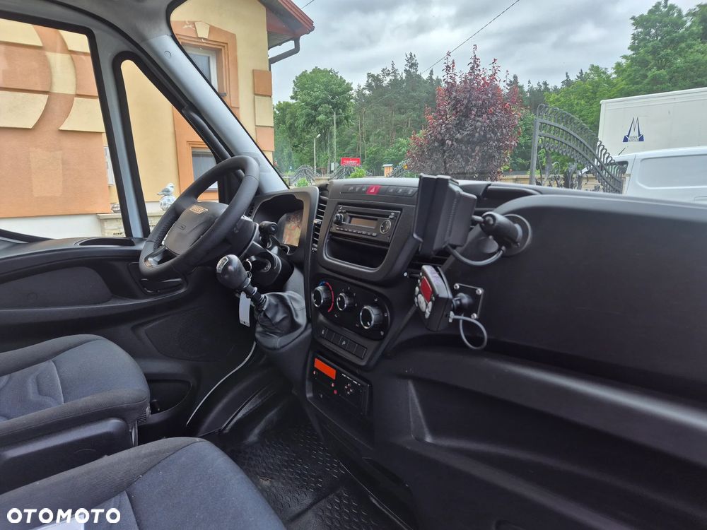 Iveco IVECO 72C18 3.0 70C18 IZOTERMA CHŁODNIA MROZNIA -20 SPROWADZONY 10 EUROPALET - 15