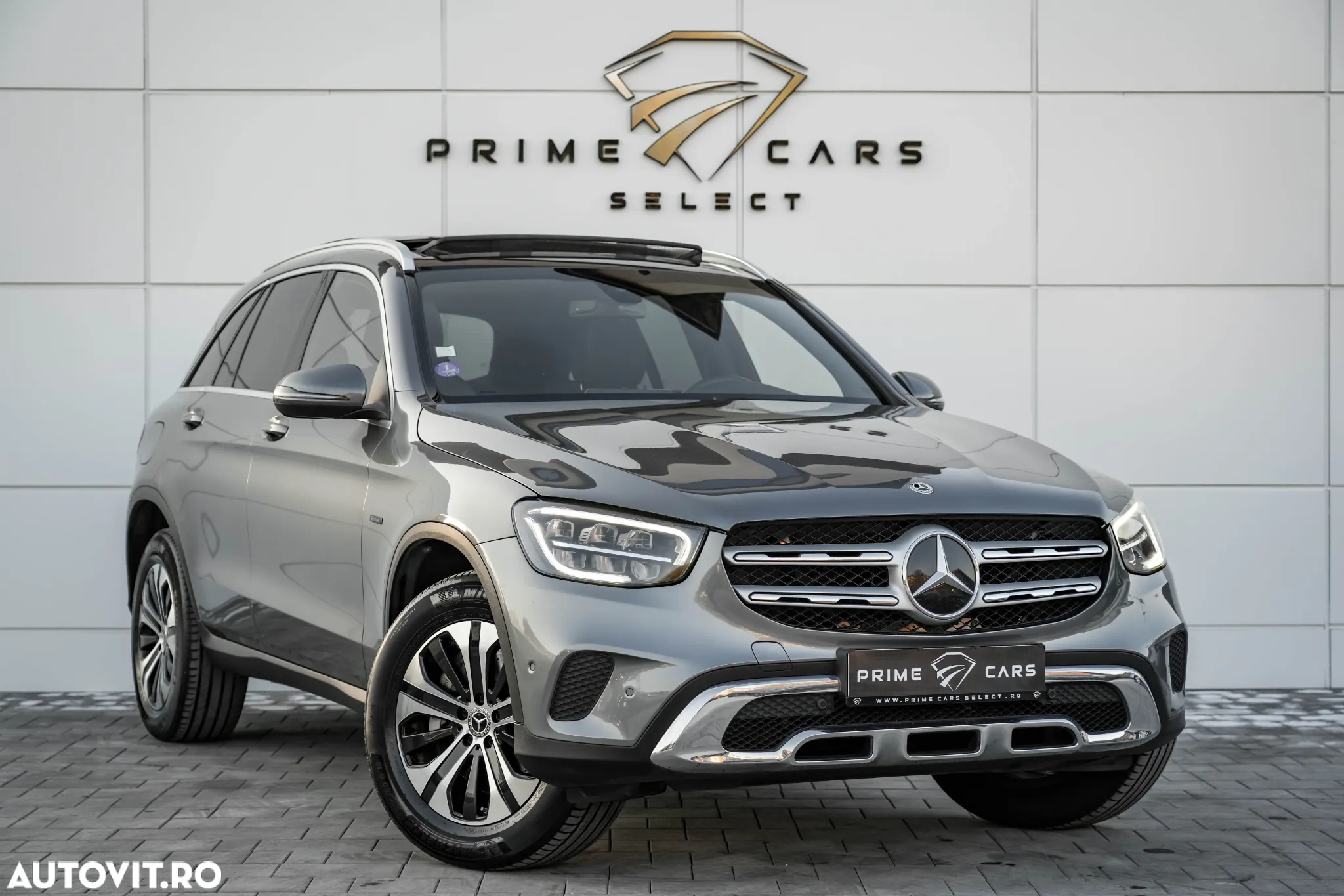 Mercedes-Benz GLC 300 e 4Matic 9G-TRONIC Exclusive - 12