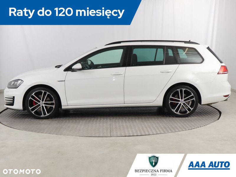 Volkswagen Golf - 3